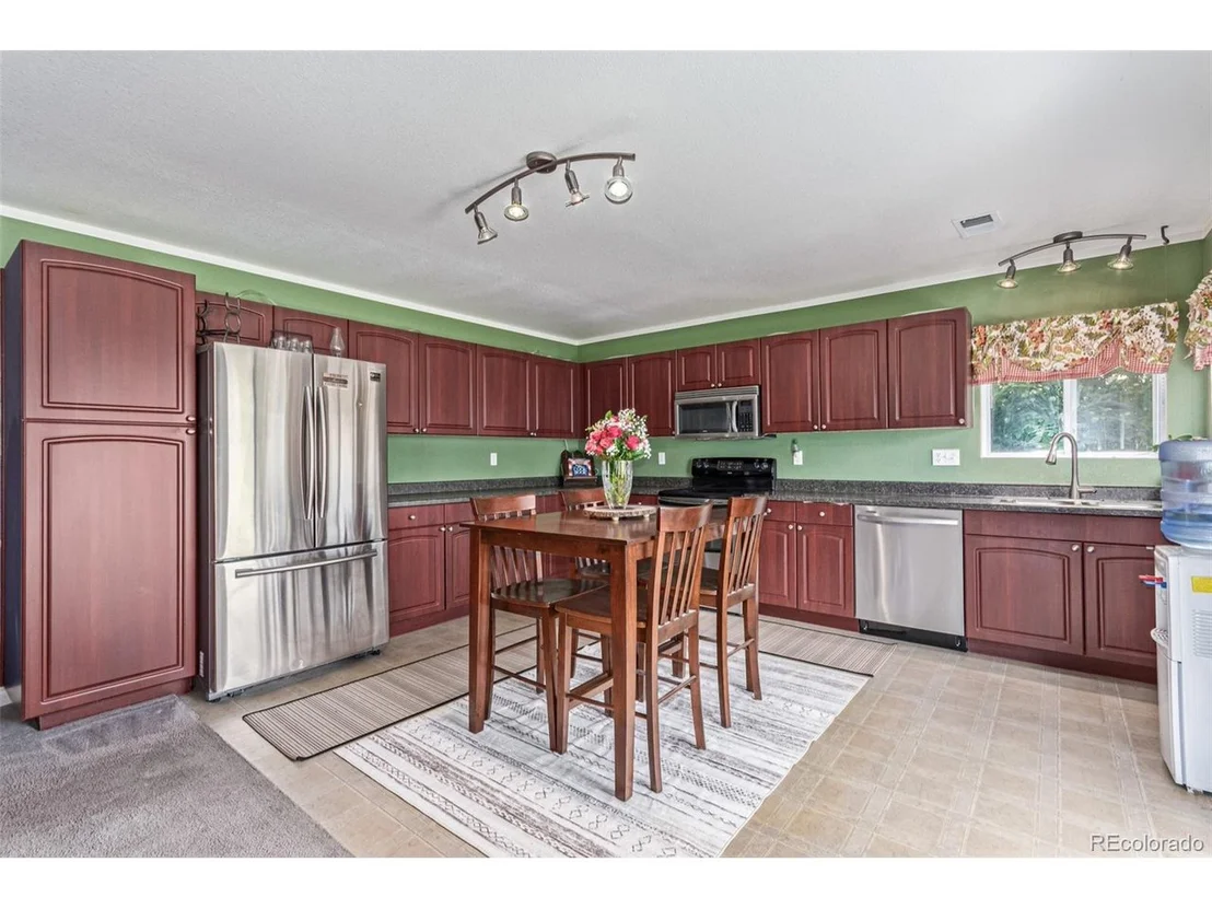 Photo of 249 Vista Blvd