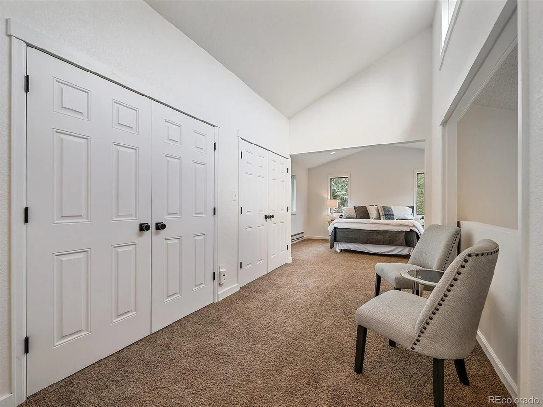 Photo of 254 Juniper Ln