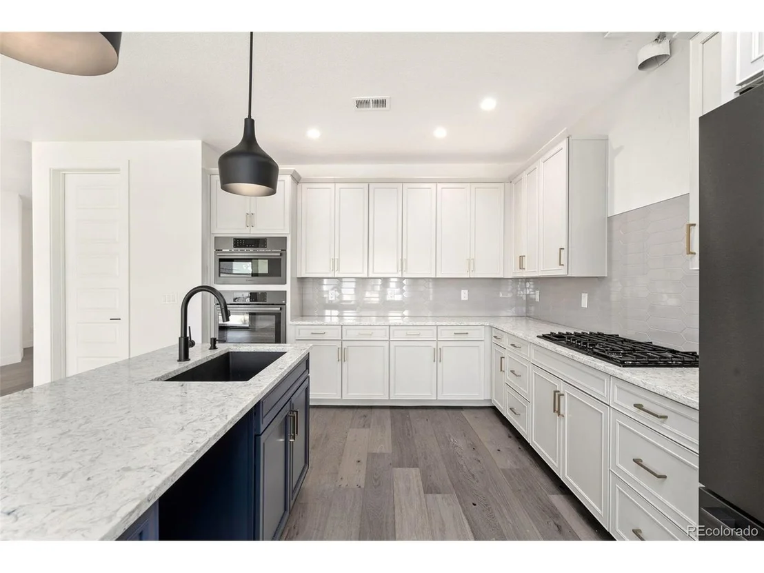 Photo of 1771 Barefoot Dr