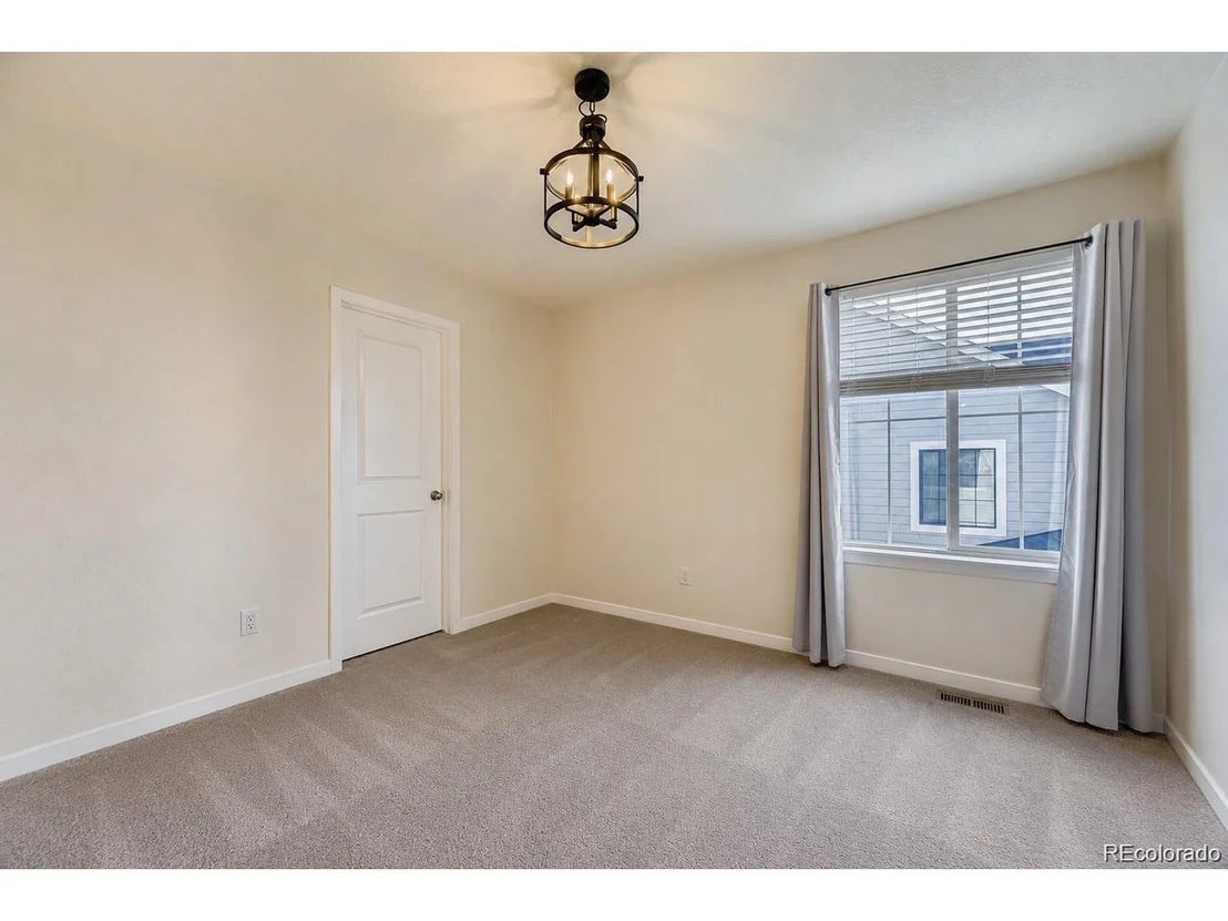 Photo of 1173 Williams Loop