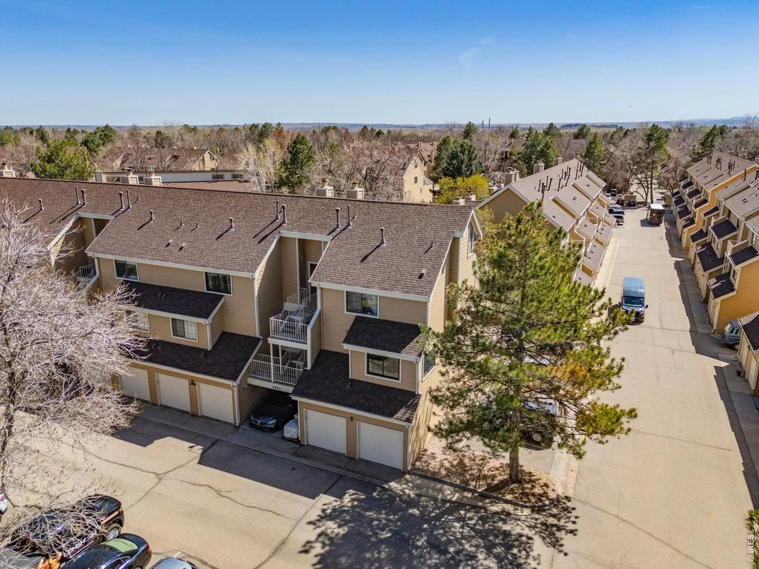 Photo of Unit B at 5904 Gunbarrel Ave