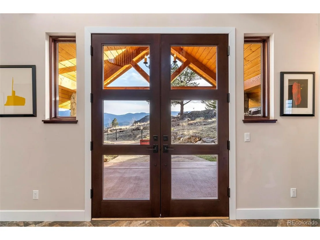 Photo of 33579 Mount Wilson Rd