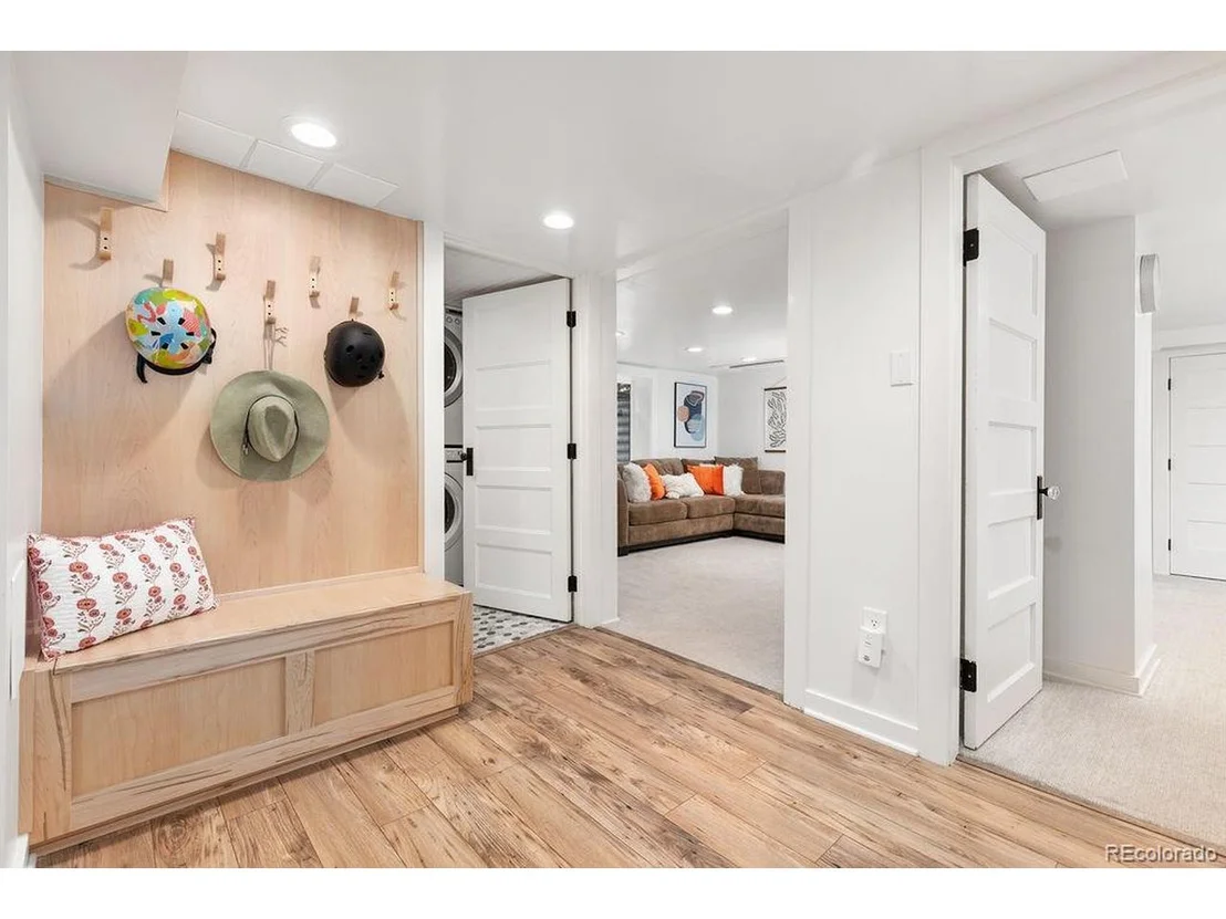 Photo of 3036 W 40th Ave