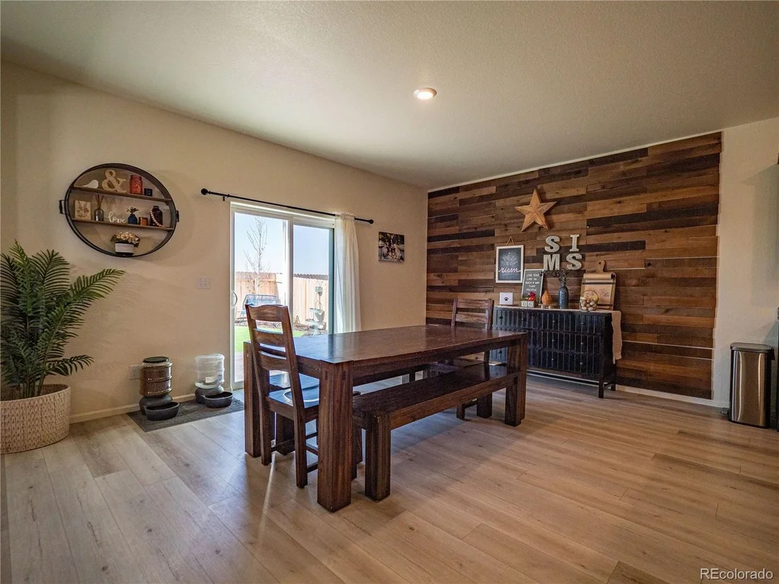 Photo of 47532 Lilac Ave