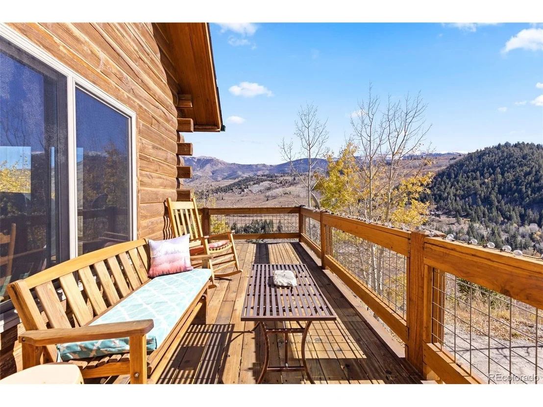 Photo of 496 Blue Ridge Rd