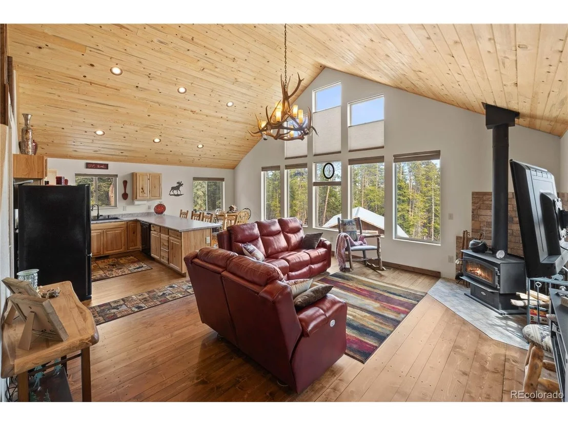 Photo of 64 Bourbons Way