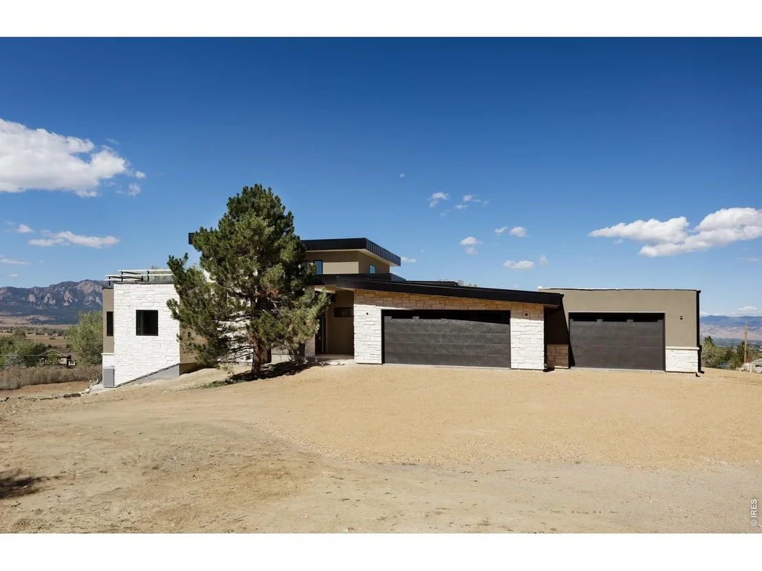 Photo of 7855 Spring Dr