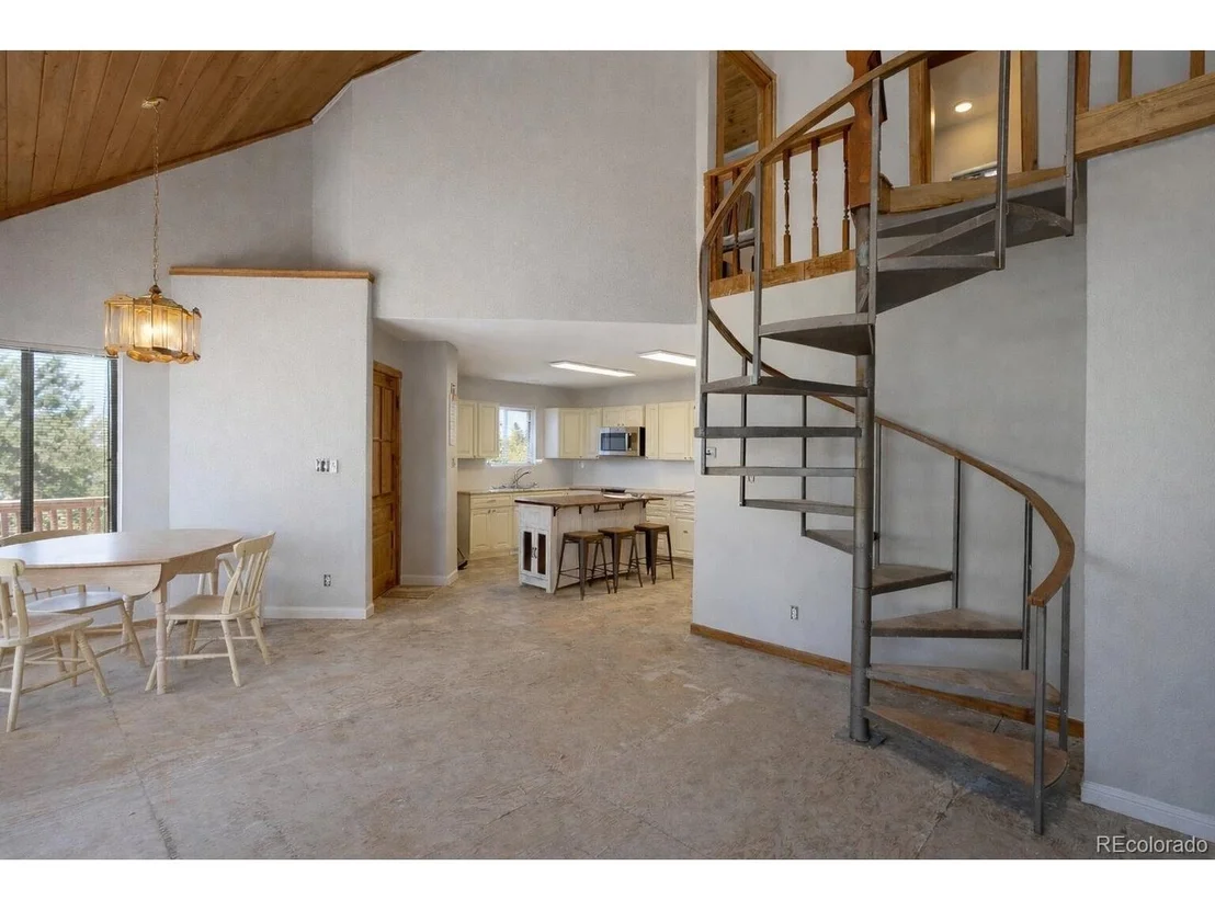 Photo of 968 Chickasaw Dr