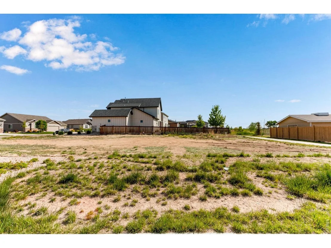 Photo of 5536 Long Dr