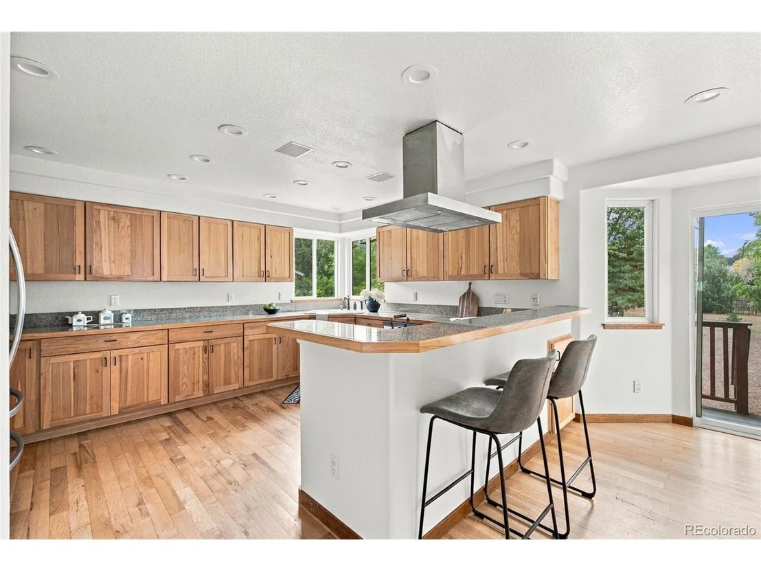 Photo of 11982 W 70th Pl