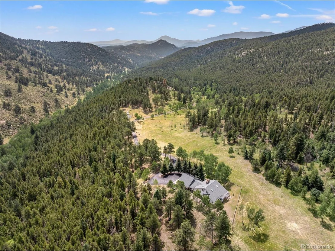 Photo of 1680 Crow Valley Rd