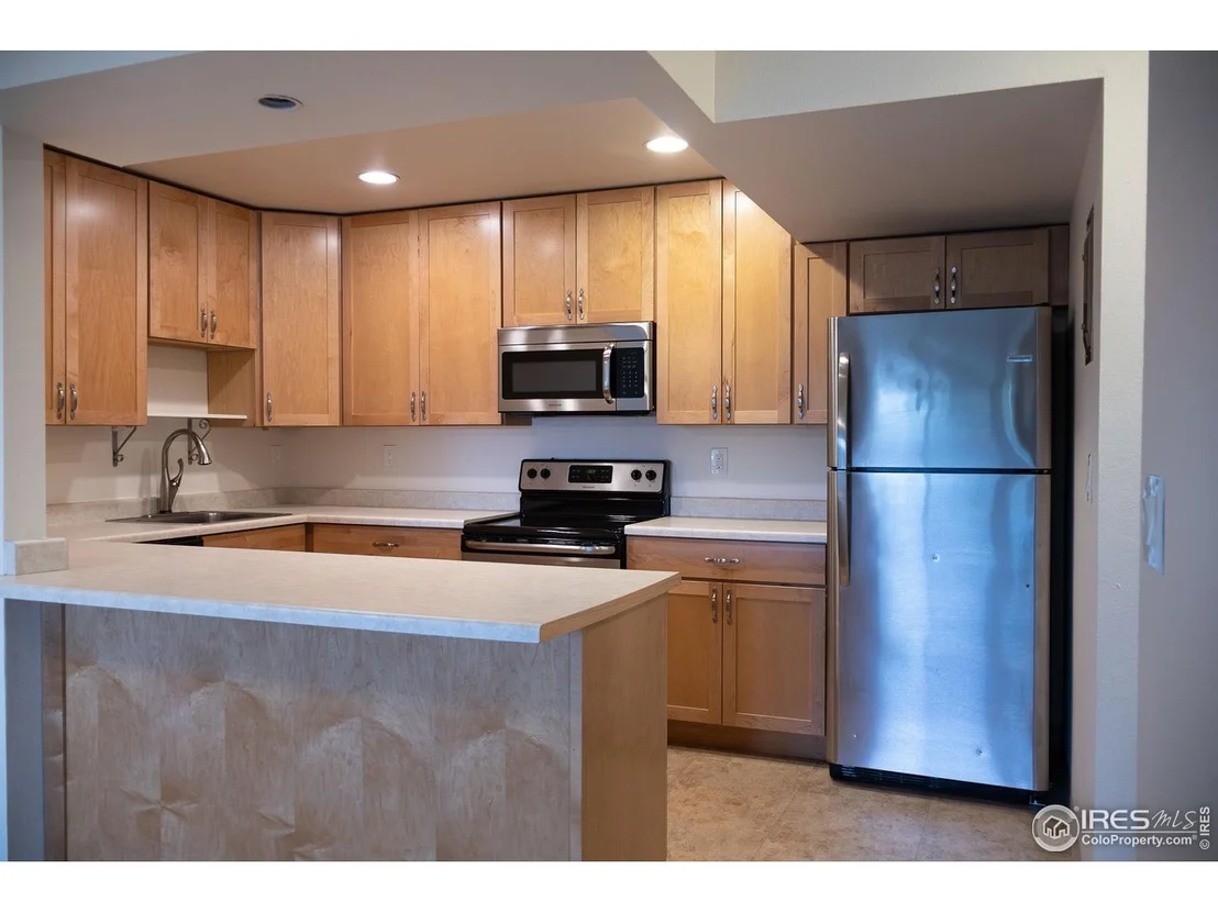 Photo of Unit 303 at 3150 Iris Ave