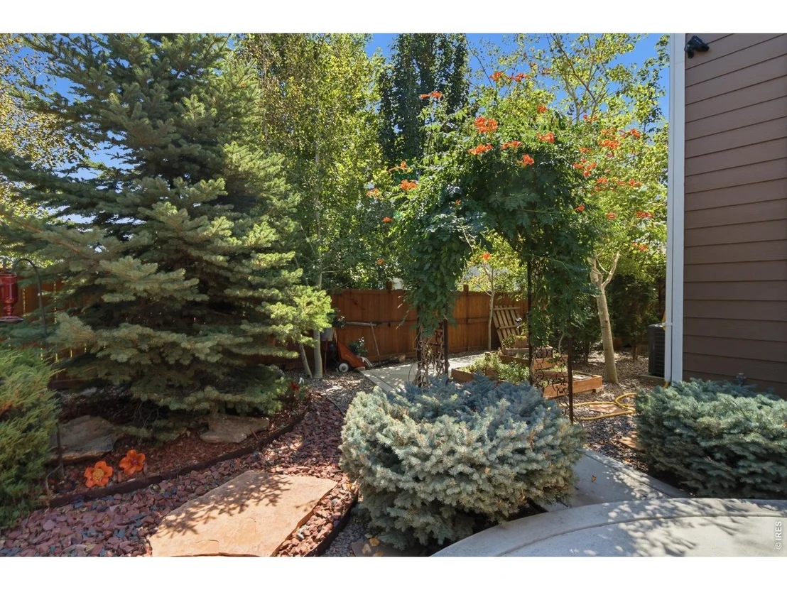 Photo of 1625 Bellflower Dr