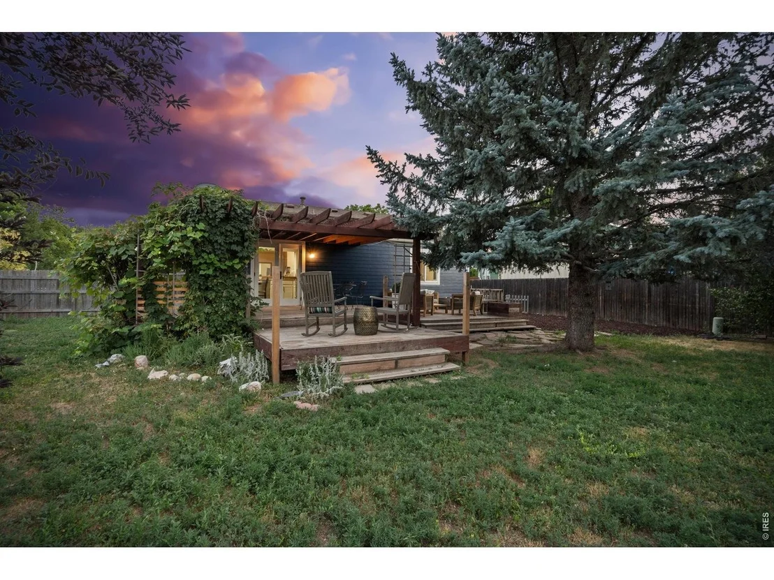 Photo of 1324 Sioux Blvd