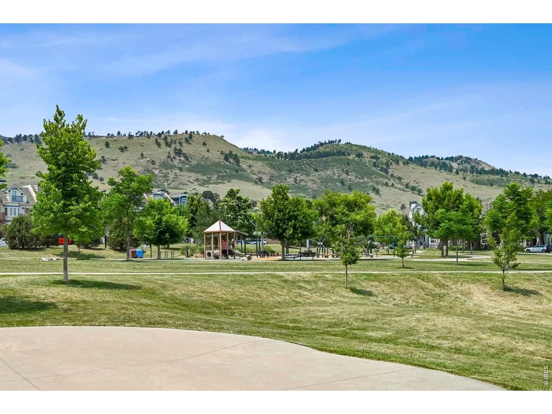 Photo of 4882 Dakota Blvd