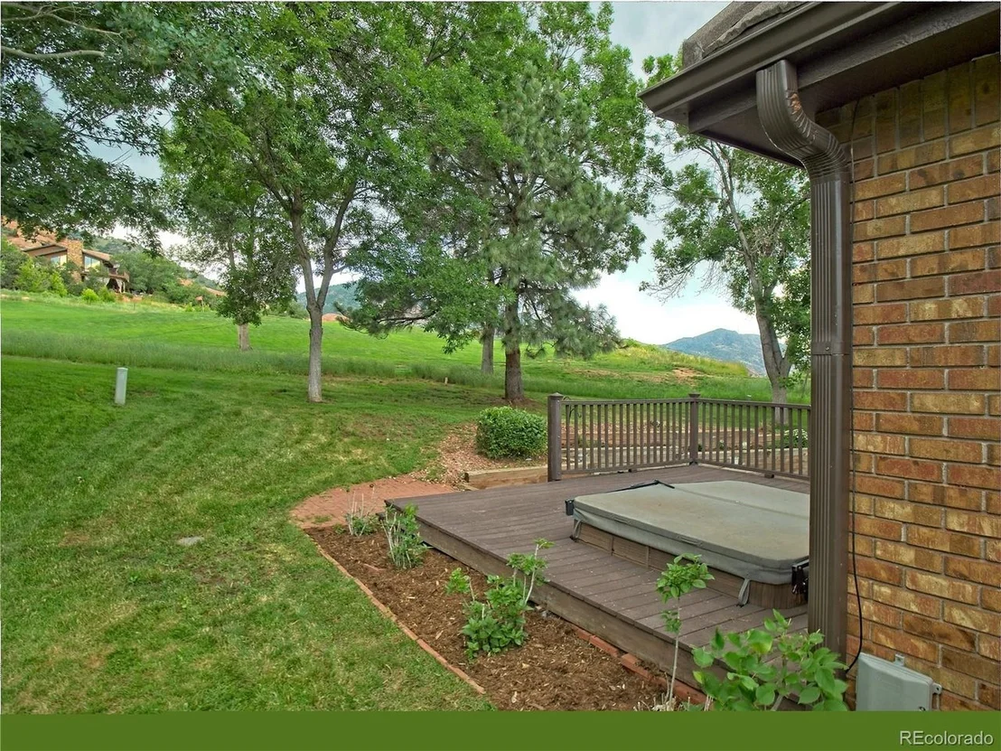 Photo of 5639 Willow Springs Dr