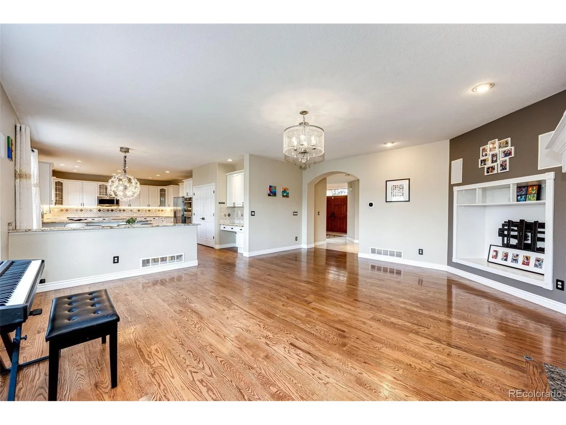 Photo of 341 Amethyst Way