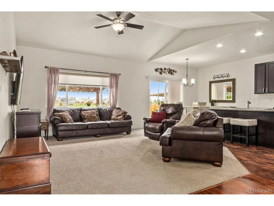 Photo of 1204 Sunrise Cir