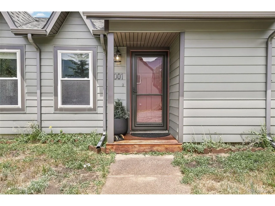 Photo of 2001 Alliance Dr