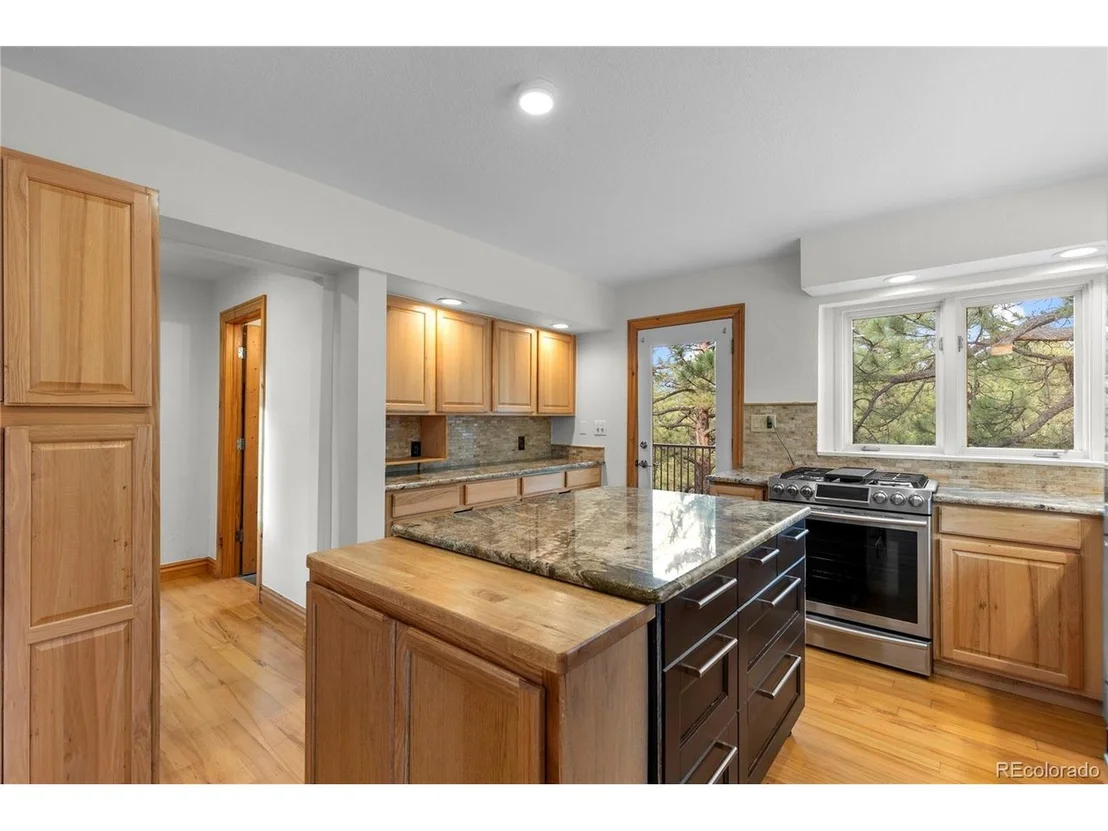 Photo of 3919 Woods Rd