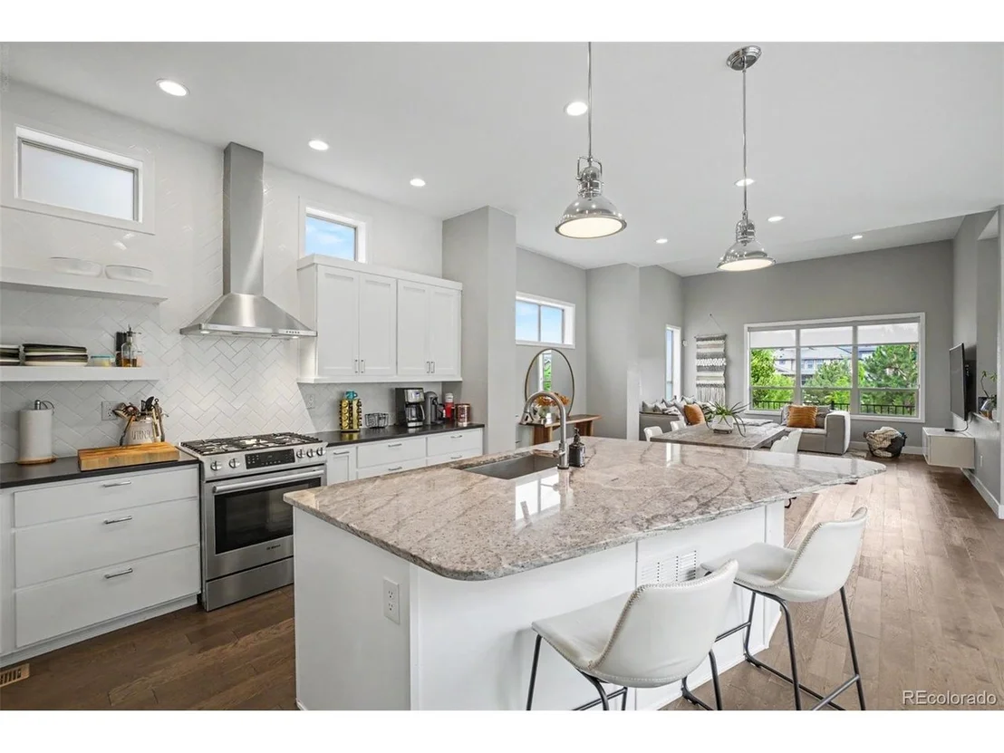 Photo of 9761 Taylor River Cir
