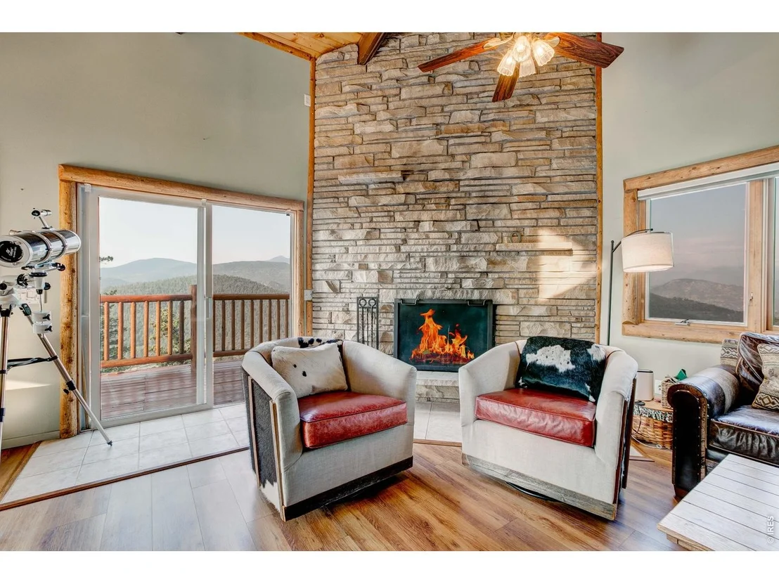 Photo of 301 Pine Tree Dr