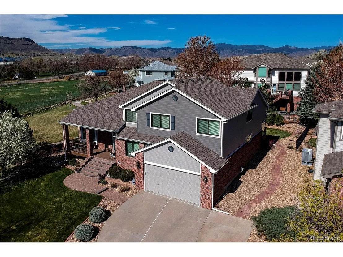 Photo of 6271 McIntyre Way