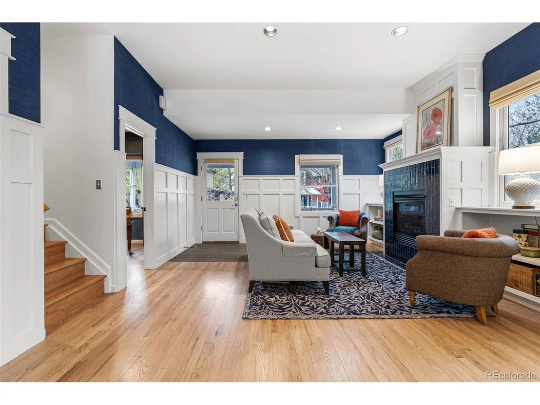 Photo of 1004 Katy Ln