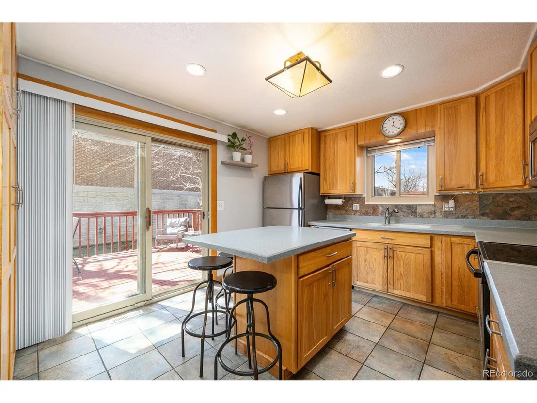 Photo of 8210 W 72nd Pl