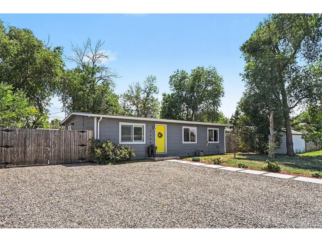 Photo of 2240 W 56th Pl