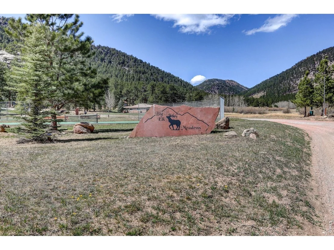 Photo of 760 Hickory Dr
