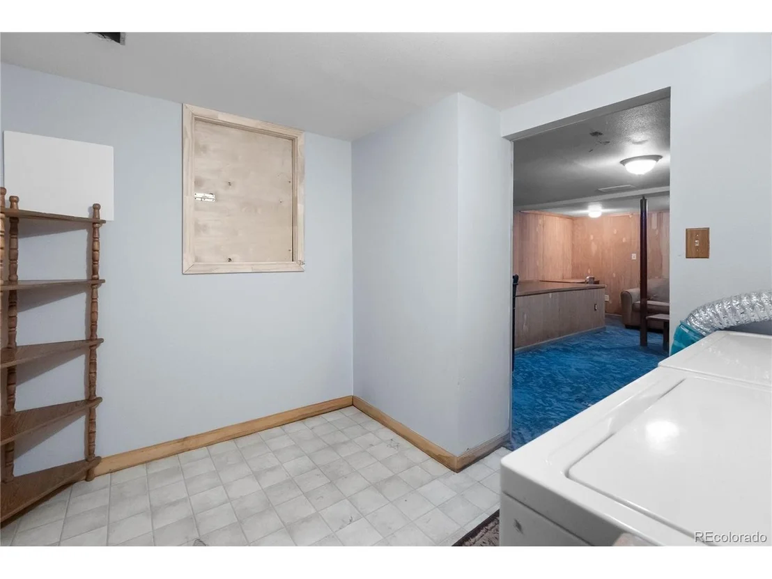 Photo of 48 Linn Cir