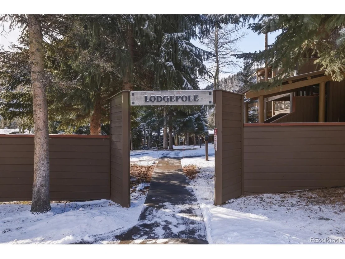 Photo of Unit 2015 at 21700 US Highway 6
