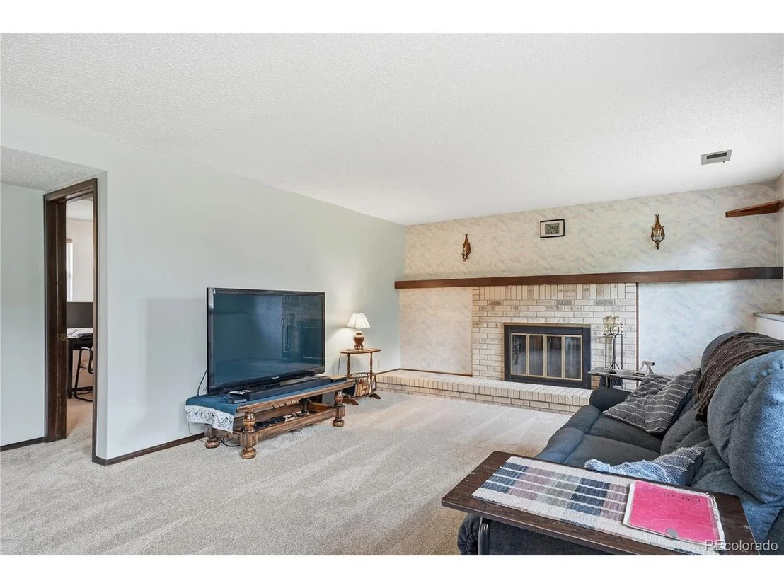 Photo of 8240 Garland Dr