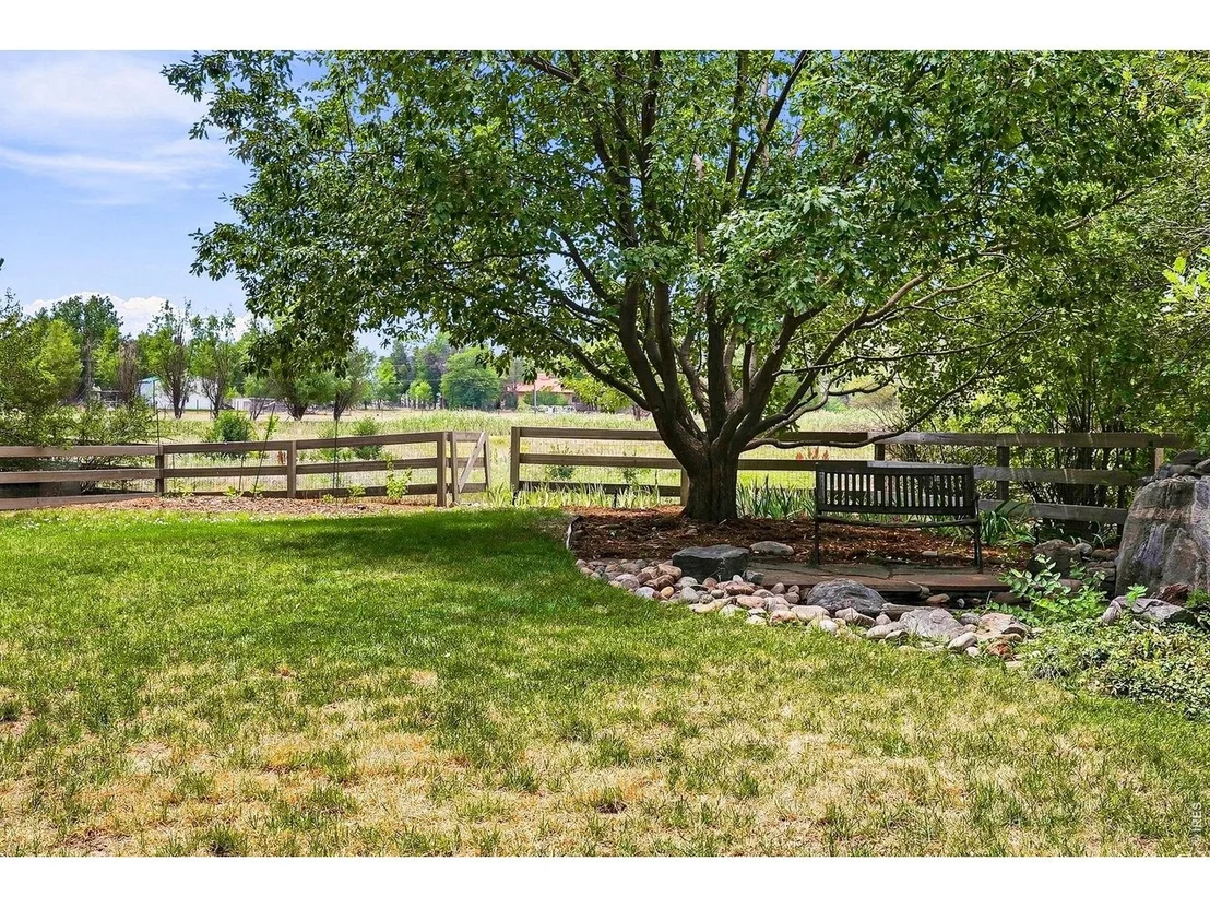 Photo of 2854 Blue Jay Way