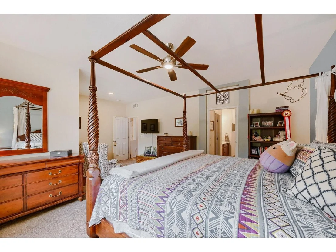 Photo of 537 Peregrine Cir