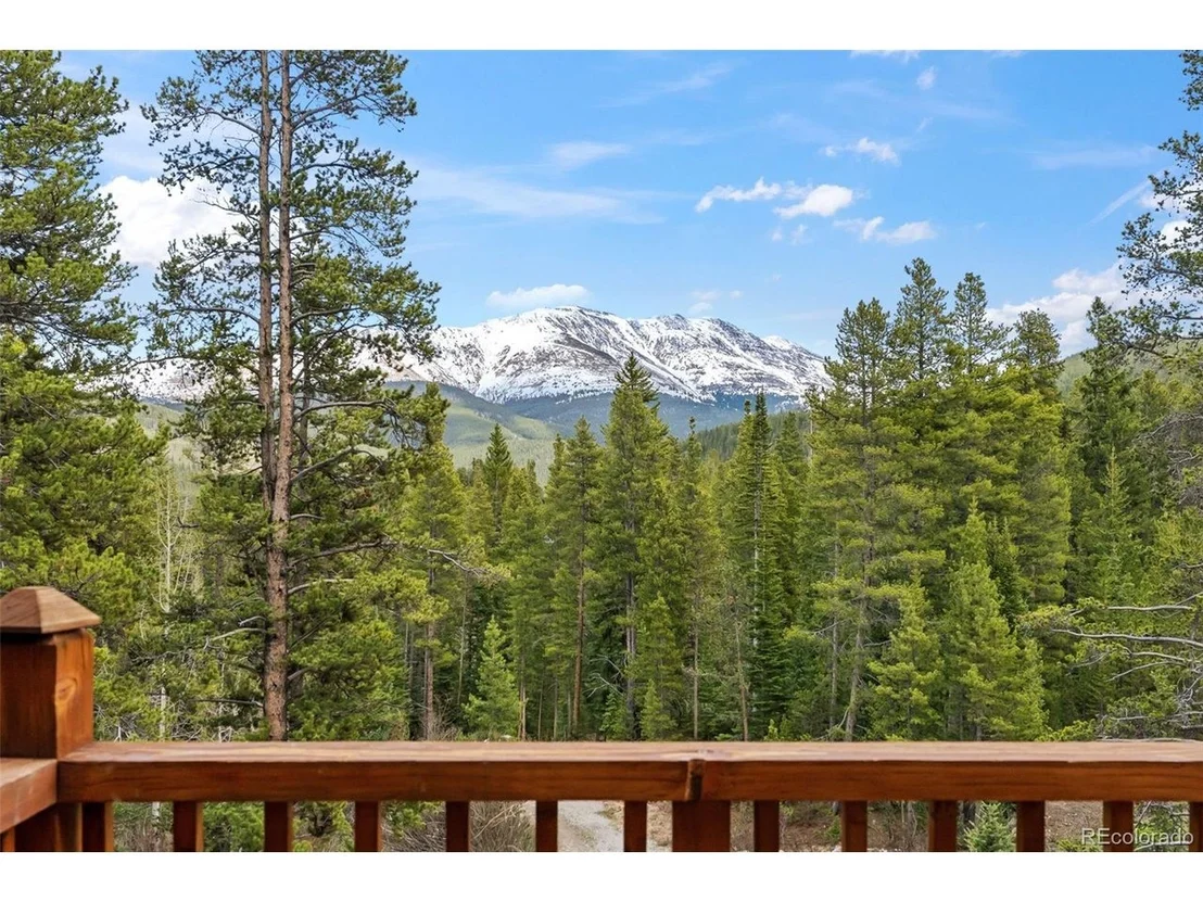 Photo of 54 Lakeview Dr
