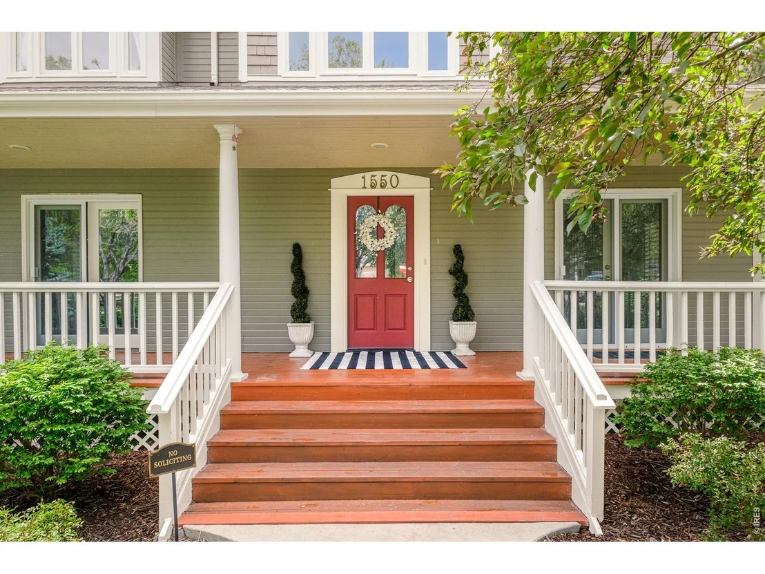 Photo of 1550 Poplar Ave