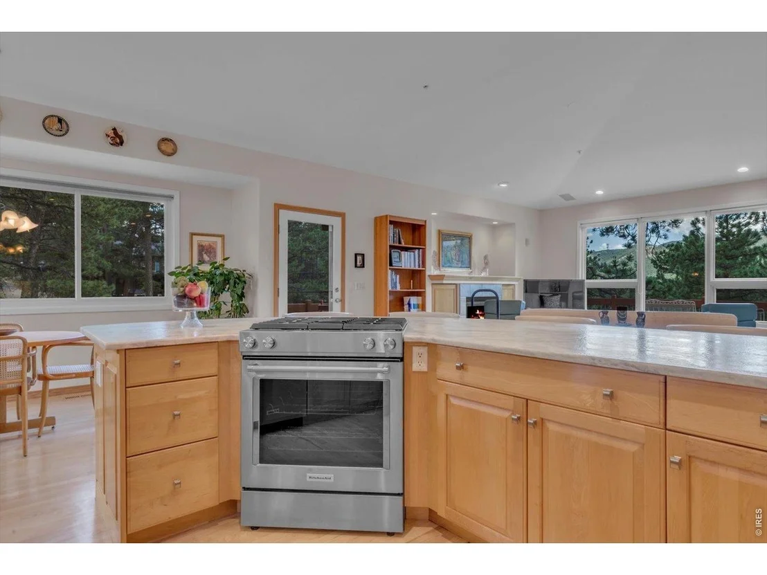 Photo of 65 Betasso Rd