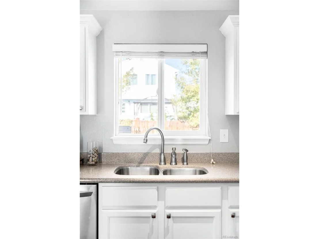 Photo of 5581 Hudson Cir