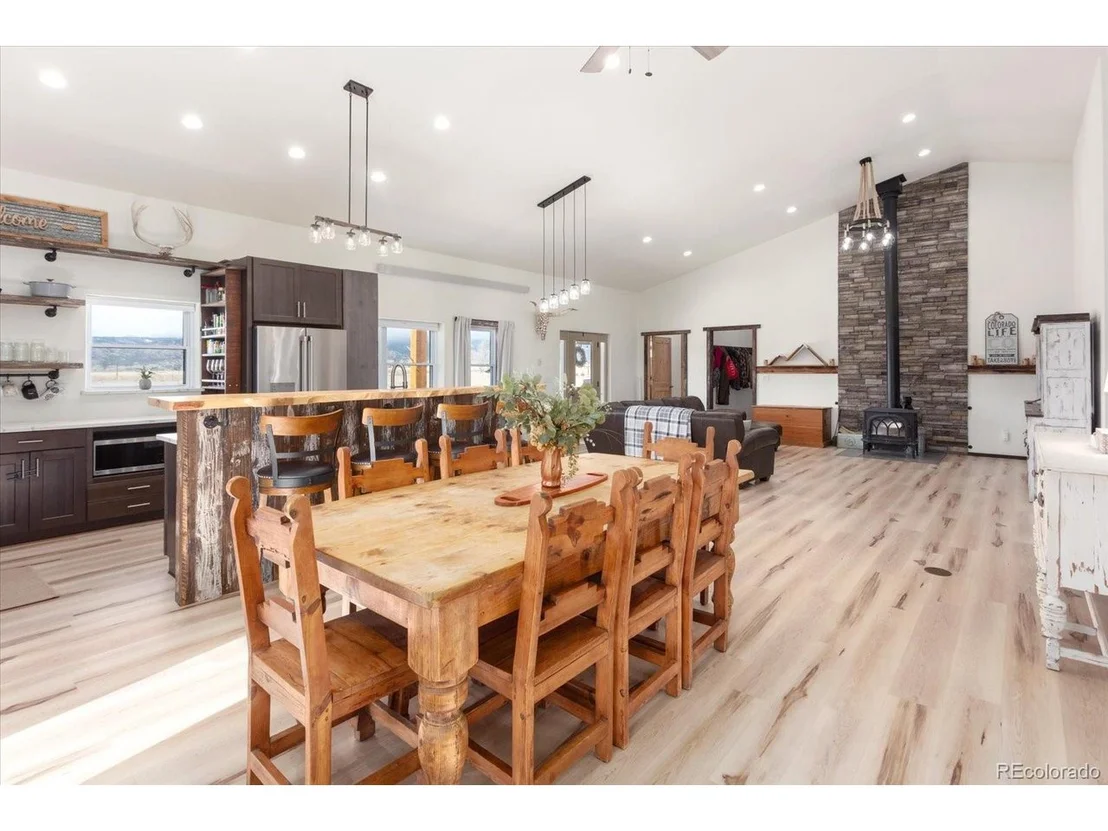 Photo of 10627 Sunnyside Cir
