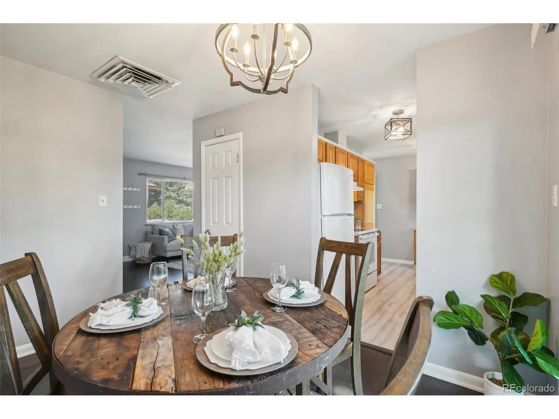 Photo of 6000 Wolff St