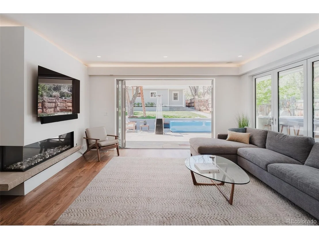 Photo of 504 Marine St