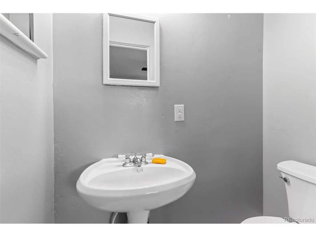 Photo of 2184 King St