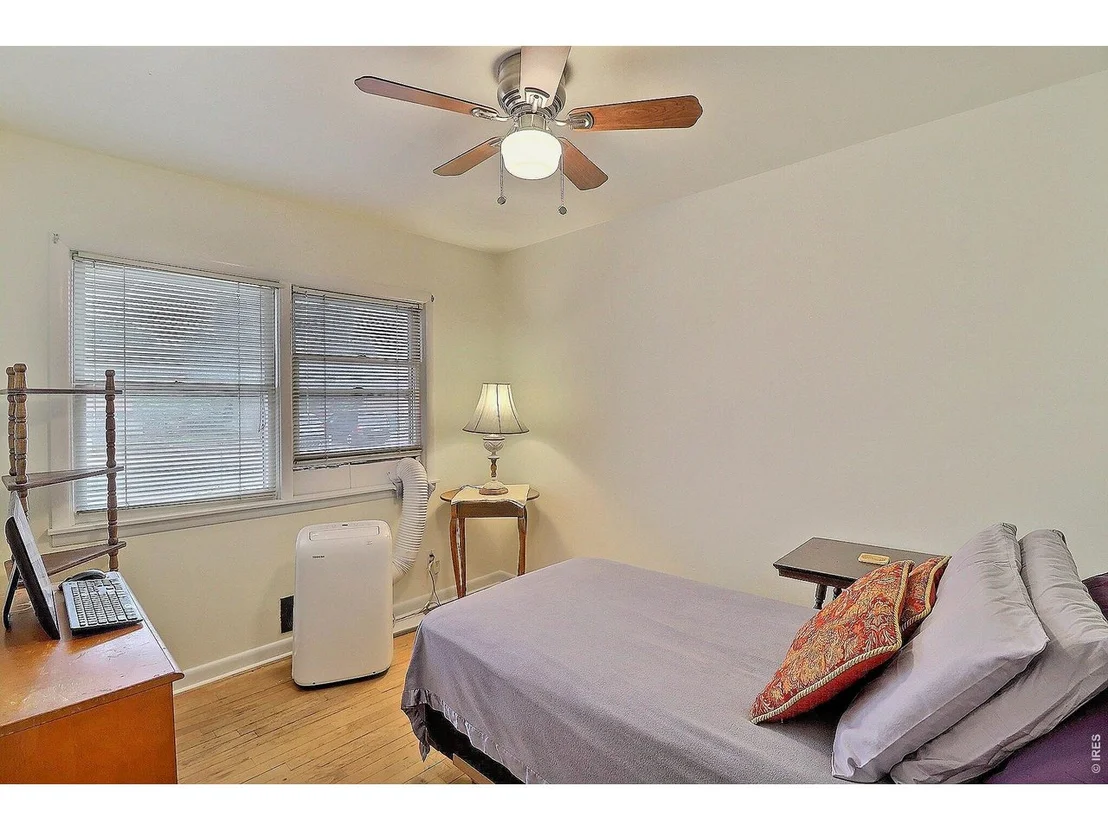 Photo of 3001 Sunset Dr