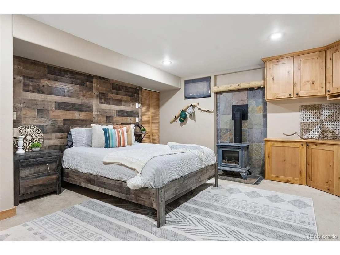 Photo of 4388 Witter Gulch Rd