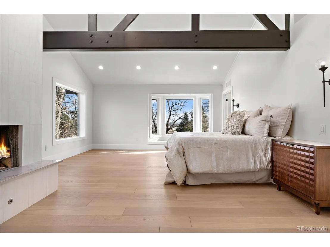 Photo of 245 Fair Pl