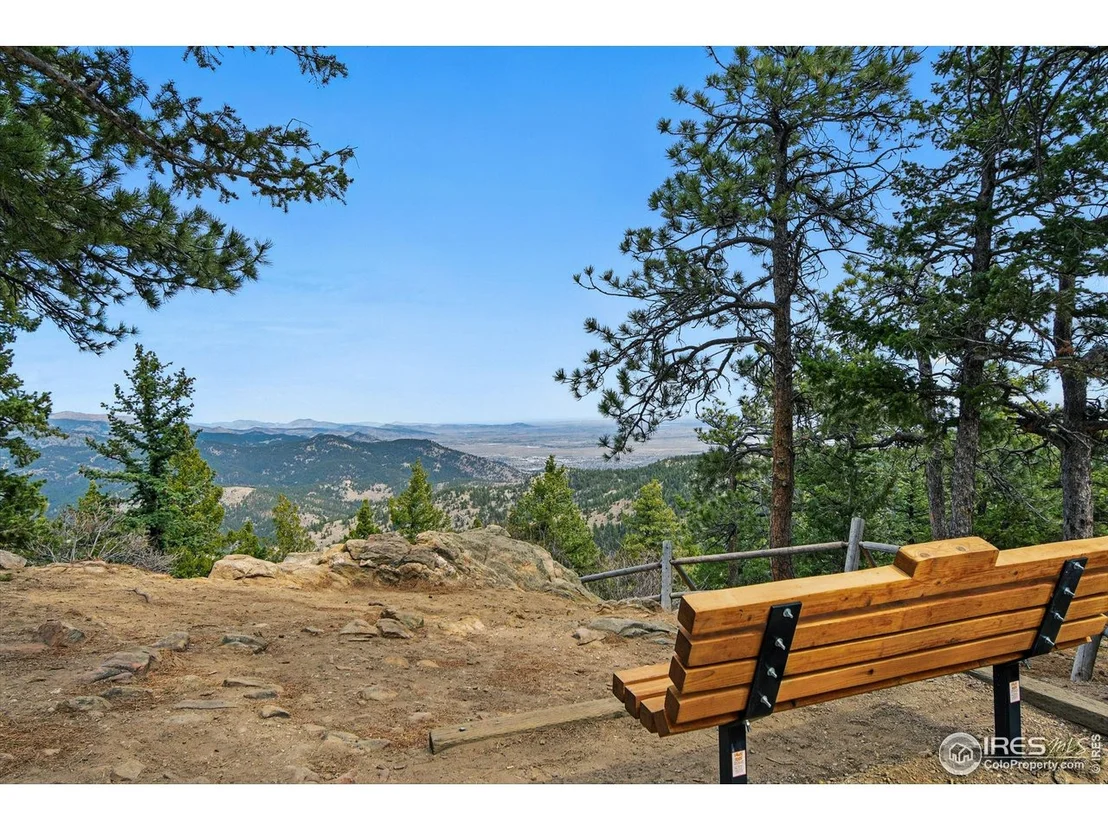 Photo of 8566 Flagstaff Rd