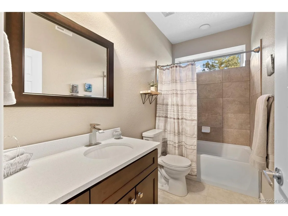 Photo of 165 Silver Spur Way