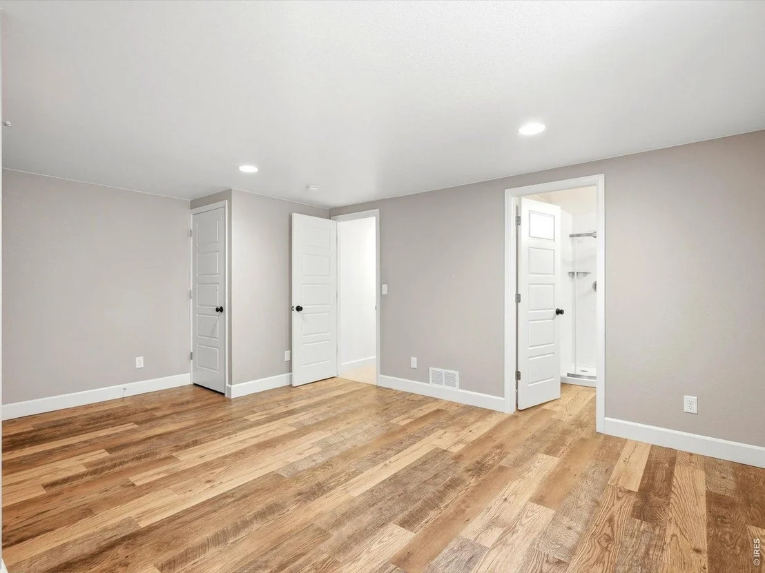Photo of 950 Sumner Way